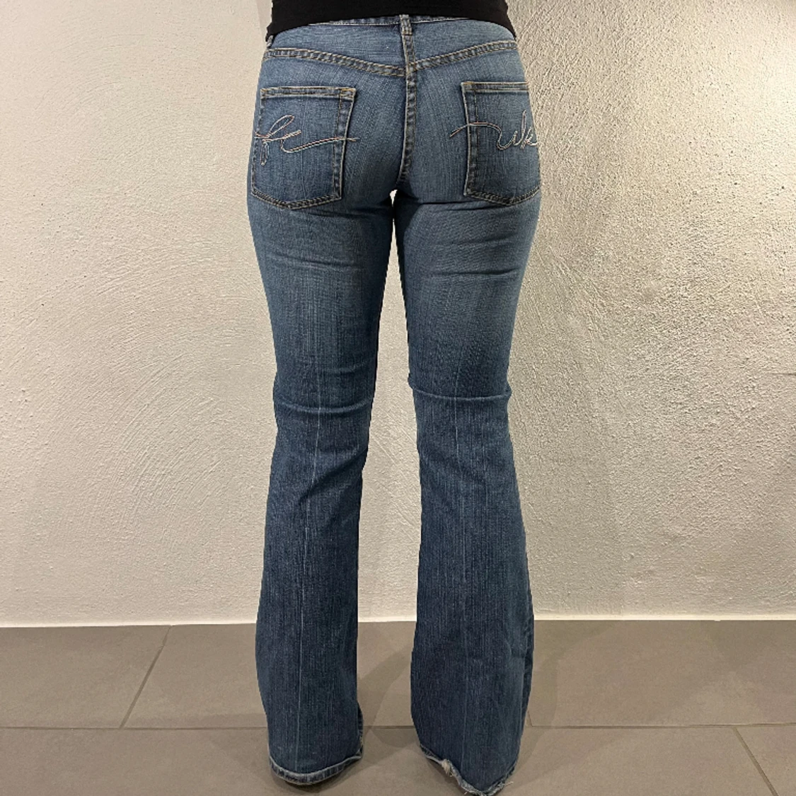 Low Waist Jeans - 90