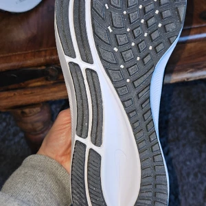 Nike - Nästan helt nya. Storlek 45