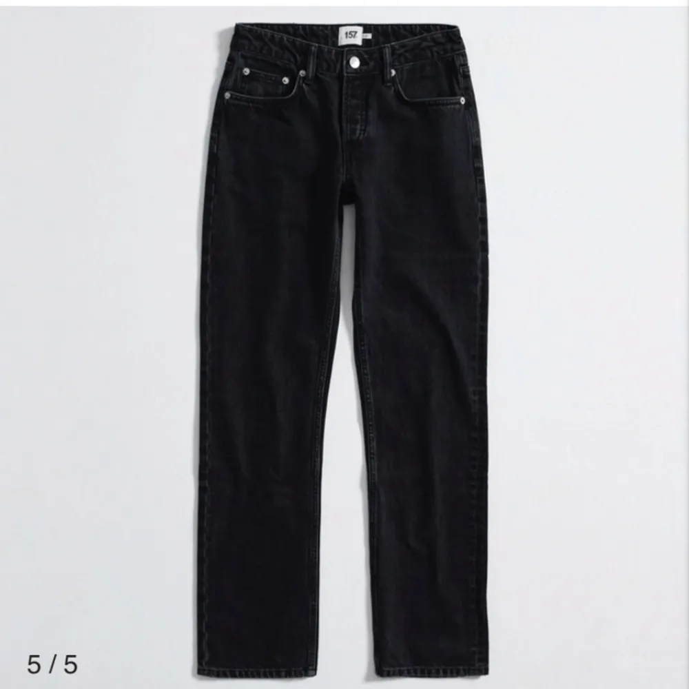 Svarta lågmidjade jeans från lager 157. Knappt använda och inga defekter💗. Jeans & Byxor.