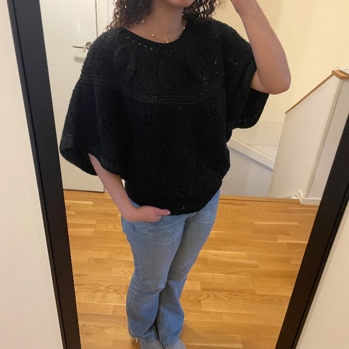 Svart trekvart/bolero stickad tröja