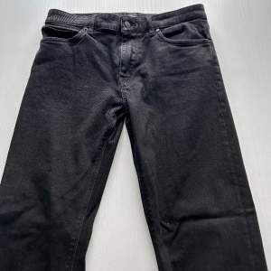 Boss jeans  Storlek: 32/32  Pris: 400 Skick 9/10