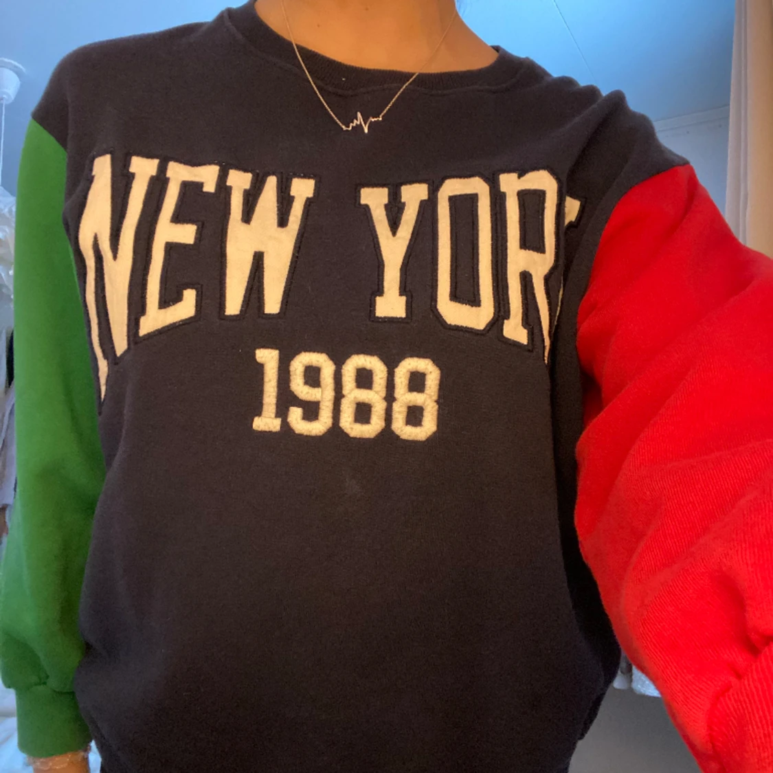 Zara sweatshirt