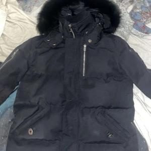 Moose knuckles black label - Använd fåtal gånger och är i mycket bra skick, pris kan diskuteras!