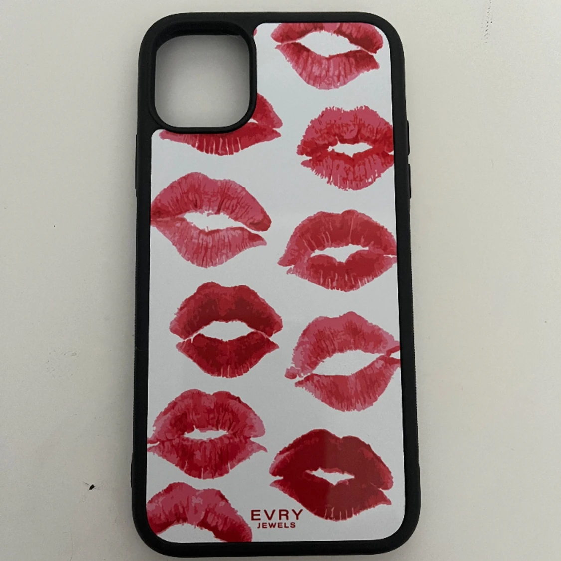 đ mobilskal till iPhone 11