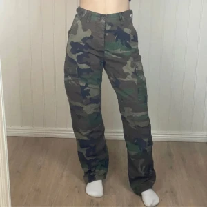 Cargo byxor  - Byxor 