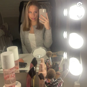 Kofta - Fin kofta från Gina, använd två gånger därav o my skick🙌