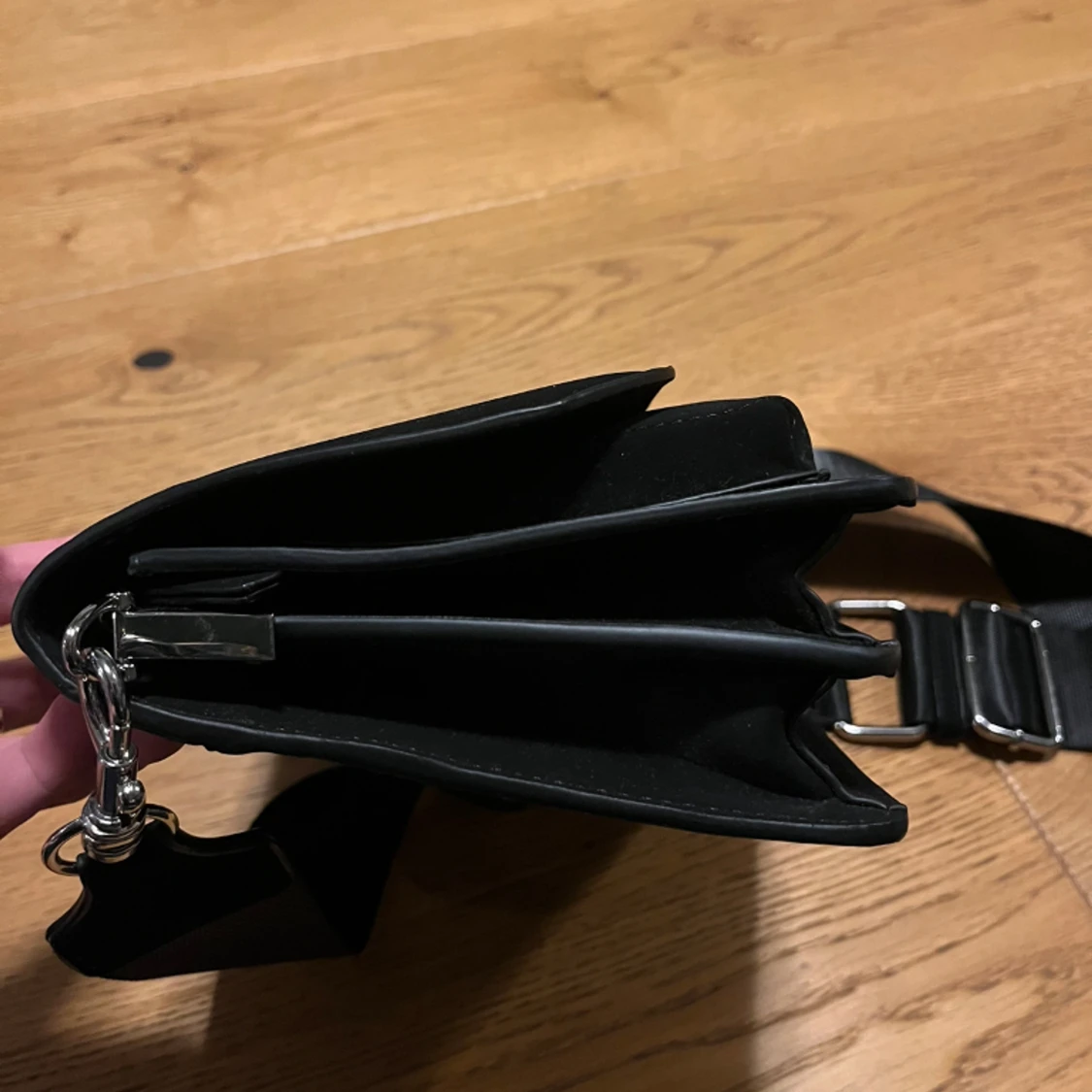 NA-KD axelväska - 91