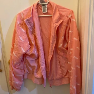 Adidas Windbreaker Track Jacket - Fåtal använd, det är ungefär helt ny 
