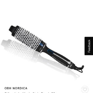 Björn Axén borste - Säljer denna för fick i julklapp å har redan en så den är helt ny💕 de är mellan storleken så inte den stora eller den lilla och boxen till den slängdes!