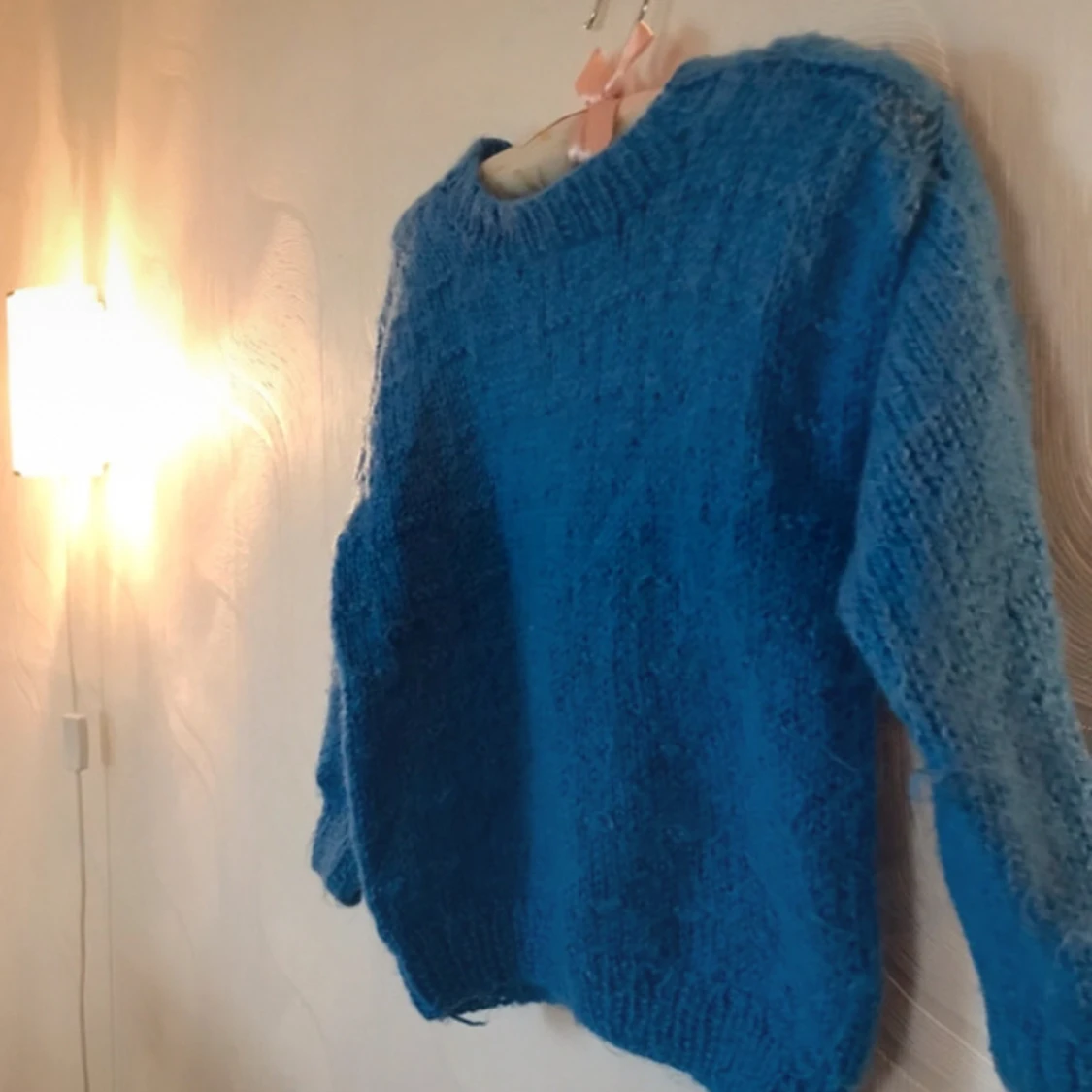 Mörkblå tröja  - 90