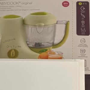 Beaba Babycook 💫💫💫 - BABYCOOK Original för barnmat till salu!  	•	Skick: Använd men fortfarande i utmärkt skick och ser ut som ny 	•	Märke: Béaba 	•	Pris: 250 kr (ursprungligt pris 1400 kr) 