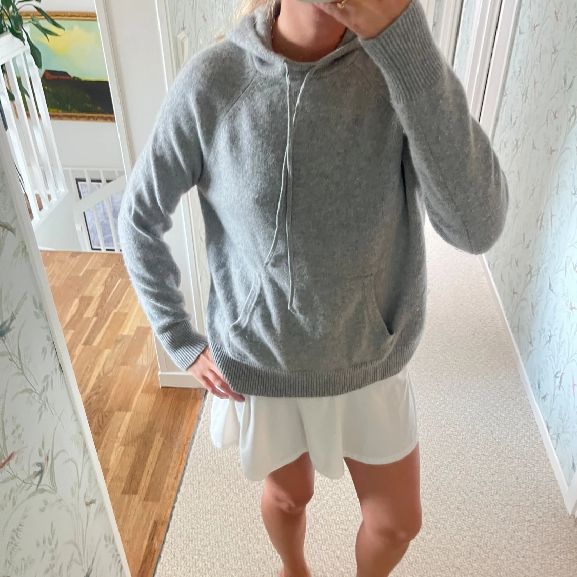 Grå kashmirhoodie - 90