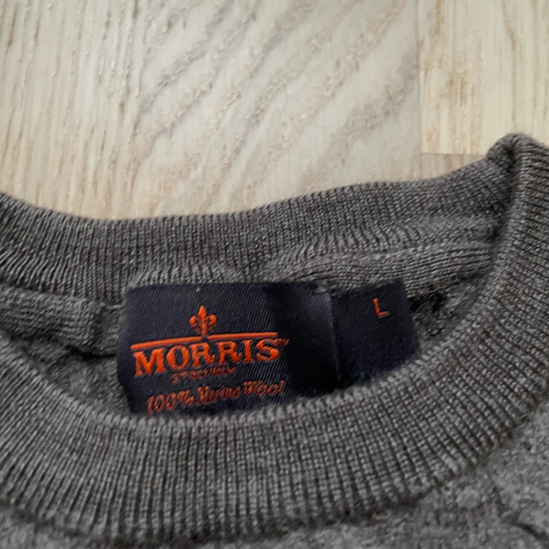 Grå stickad tröja från Morris - 92