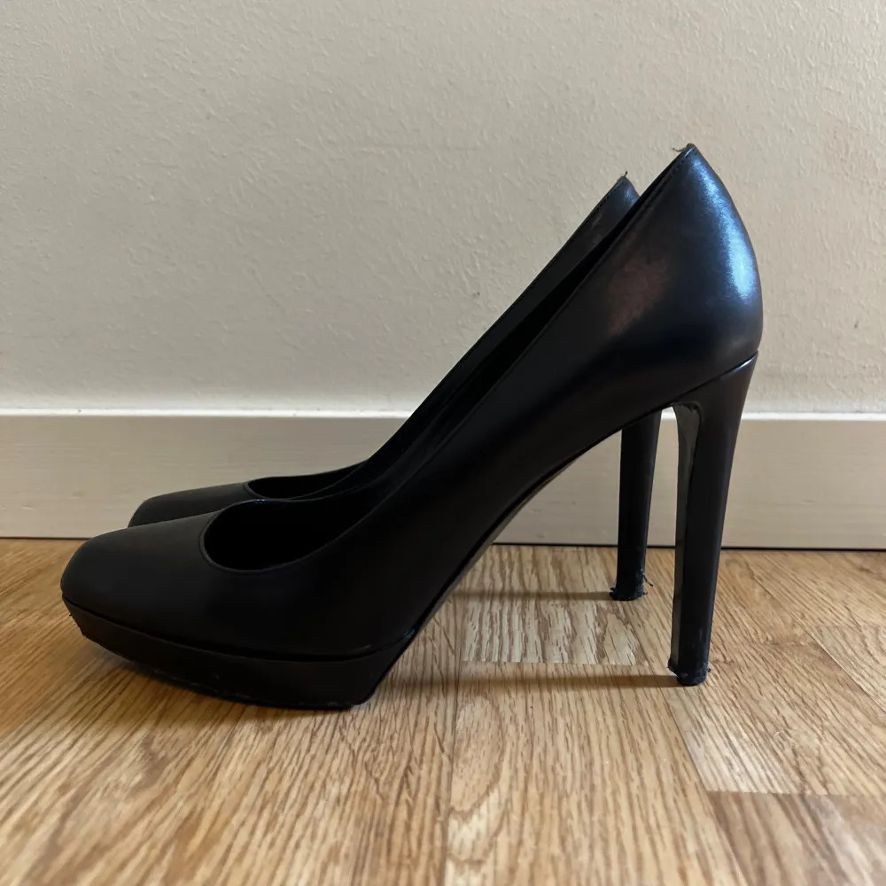 Jil Sander Pumps Storlek 39 1/2 . Skor.