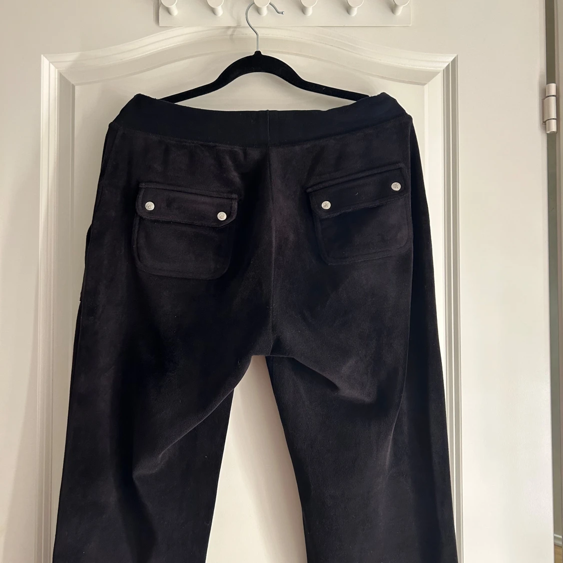 Svarta mjukisbyxor från Juicy Couture