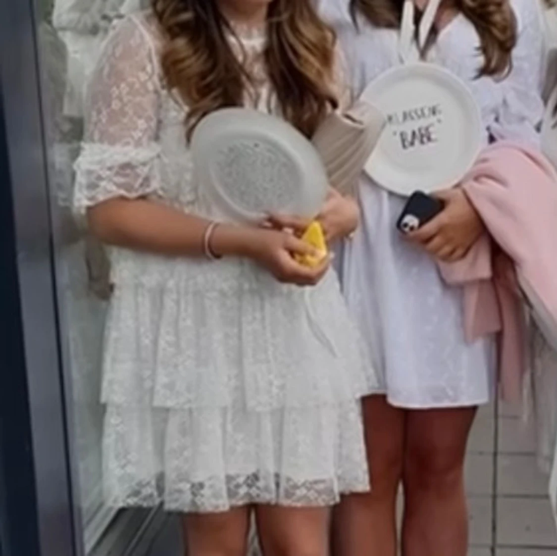 Vit spetsklänning - 91