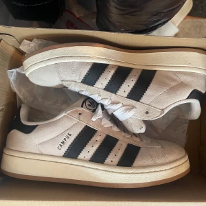 Adidas campus  - Inte använda mycket, ser ut som nya💕