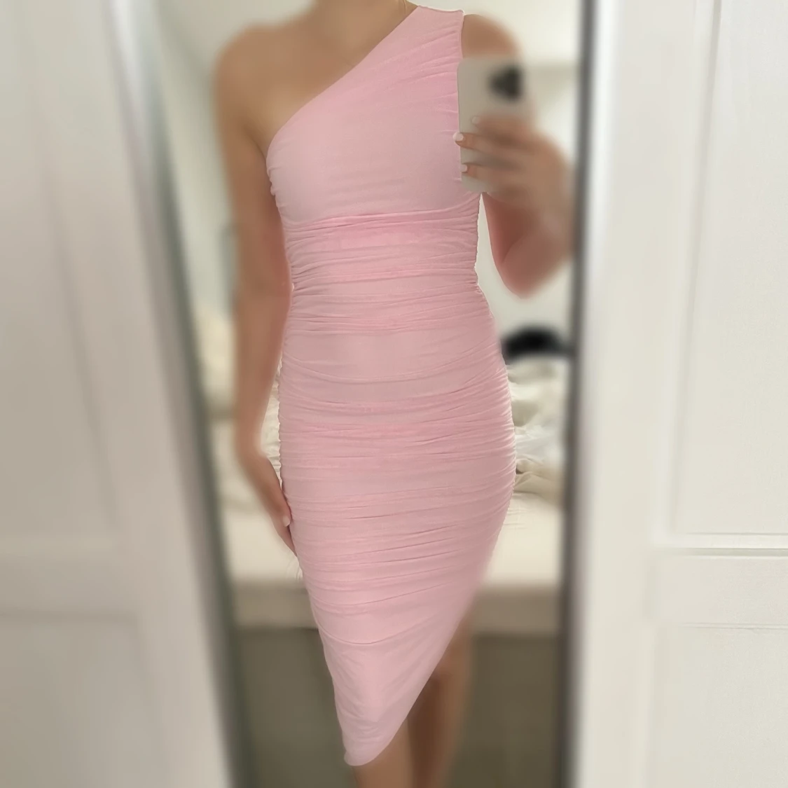 Rosa klänning mesh NY