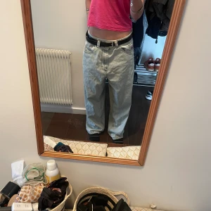 big boys -polar - Ännu ett par jeans som knappt är använda. De är i strl M och jag är 176cm lång!!! De är helt oskadda.Priset kan diskuteras men eftersom de kostar 1200kr i nytt skick så vill man gärna ha något för dem. Skicka gärna meddelande om du är intresserad!