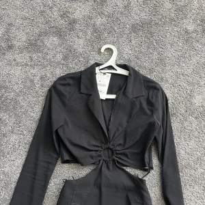 Body från Zara - Supercool body från zara, oanvänd med prislapp kvar! Säljer då den inte kommit till användning ❤️