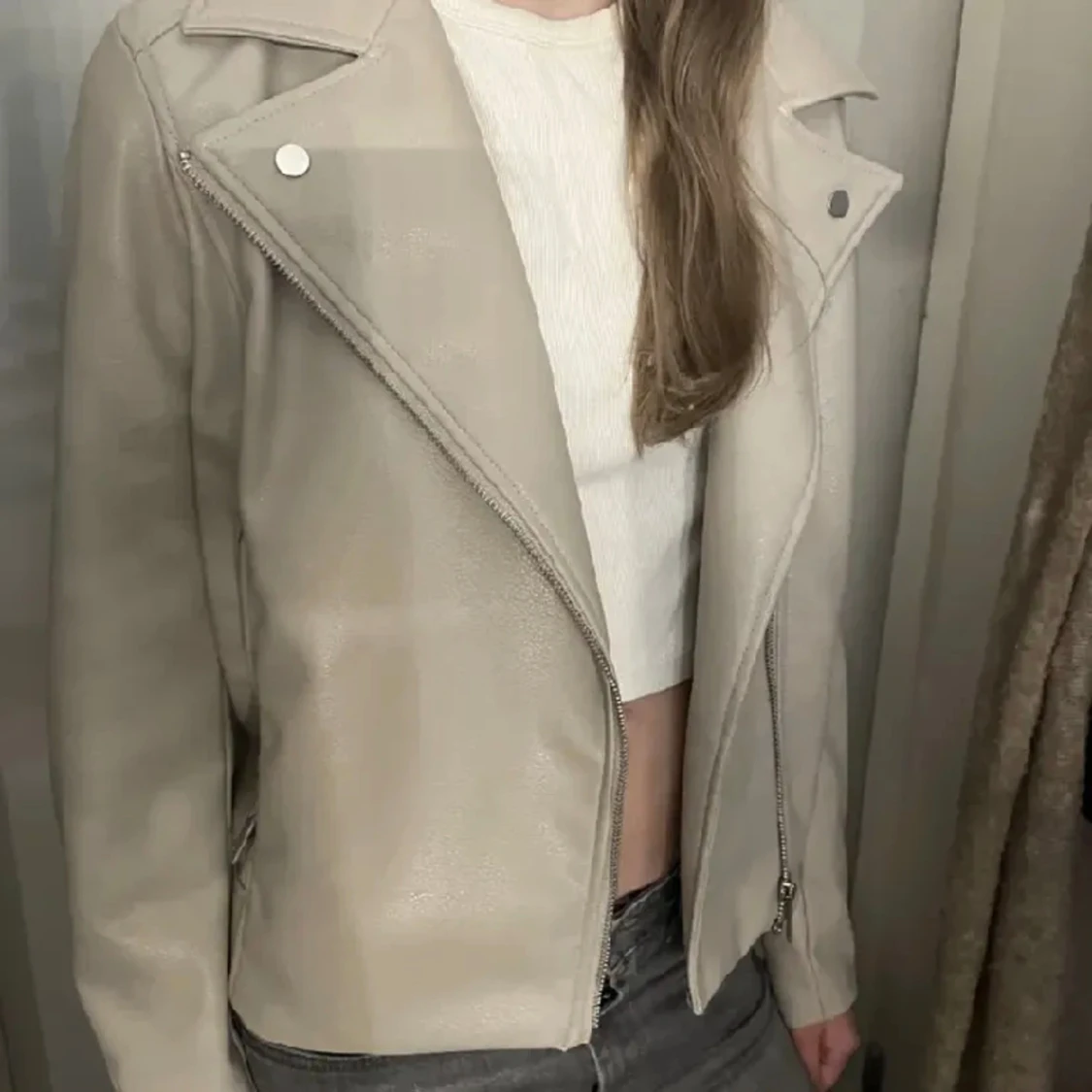 Jättefin skinnjacka 