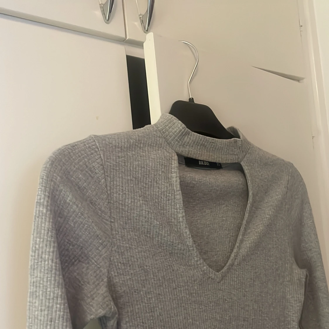 Grå klänning  - 91