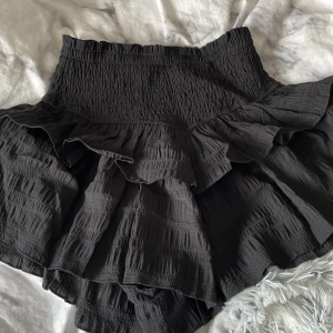 Kjol  - Kjol nyskick, storlek s