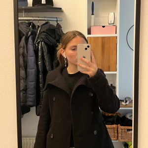 Kappa hm  - Ena knappen saknas men annars typ oanvänd men bara inte min stil så vill sälja❤️