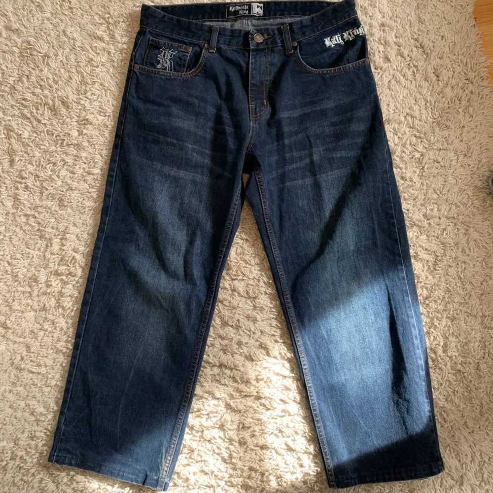 Big boy fit  size 35,36. Jeans & Byxor.