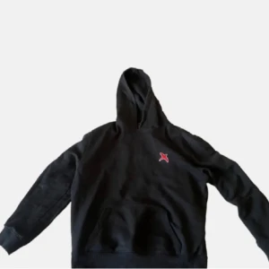 Axel arigato hoodie - Bra hoodie från arigato. Sugen på nya plagg så drf vill jag sälja den. Köpt för 1800. Priset kan diskuteras 