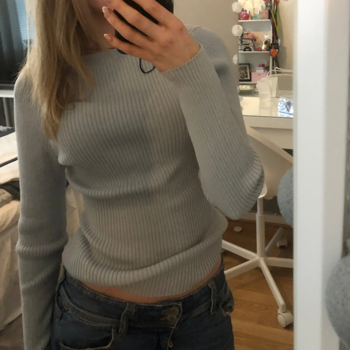 Blå långärmade tröja med silverknappar - 90