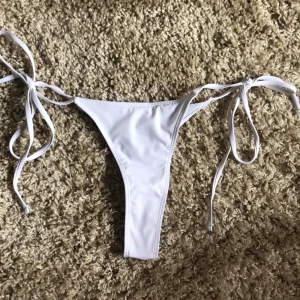 Bikinitrosor - Jättefina helt nya bikini trosor i storlek S!! Aldrig använda! Helt nya💞 nypris 79kr