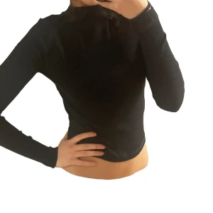  Turtleneck  - Super söt men är tyvärr inte min stil, den är knap använd 