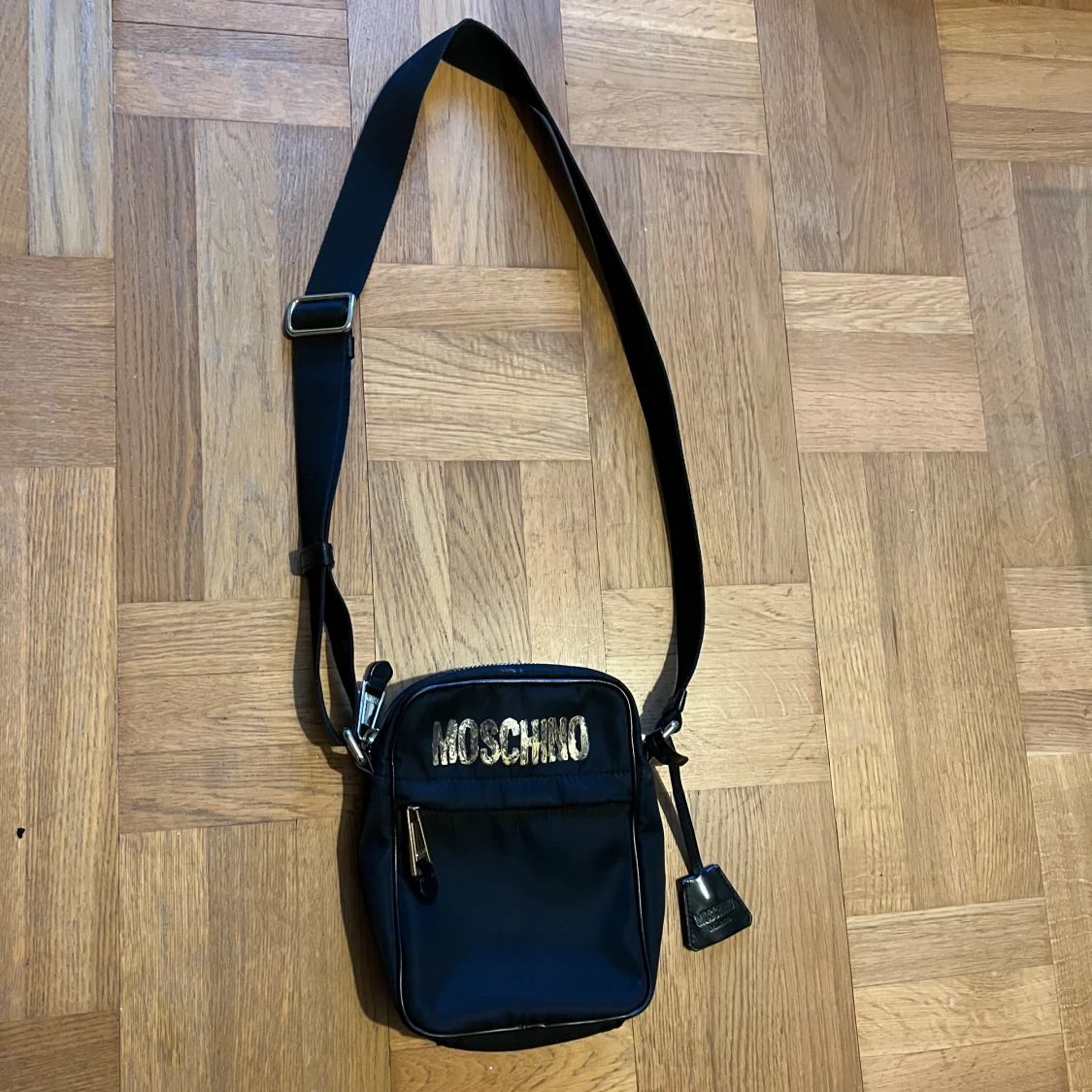 Moschino väska (Unisex)