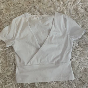 T-shirt - Aldrig använd💖