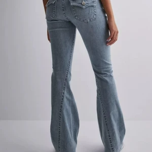 True religion Jeans - True religion jeans i storlek 29, helt oanvända då jag beställde i 2 storlekar men hann inte skicka tillbaka i tid.