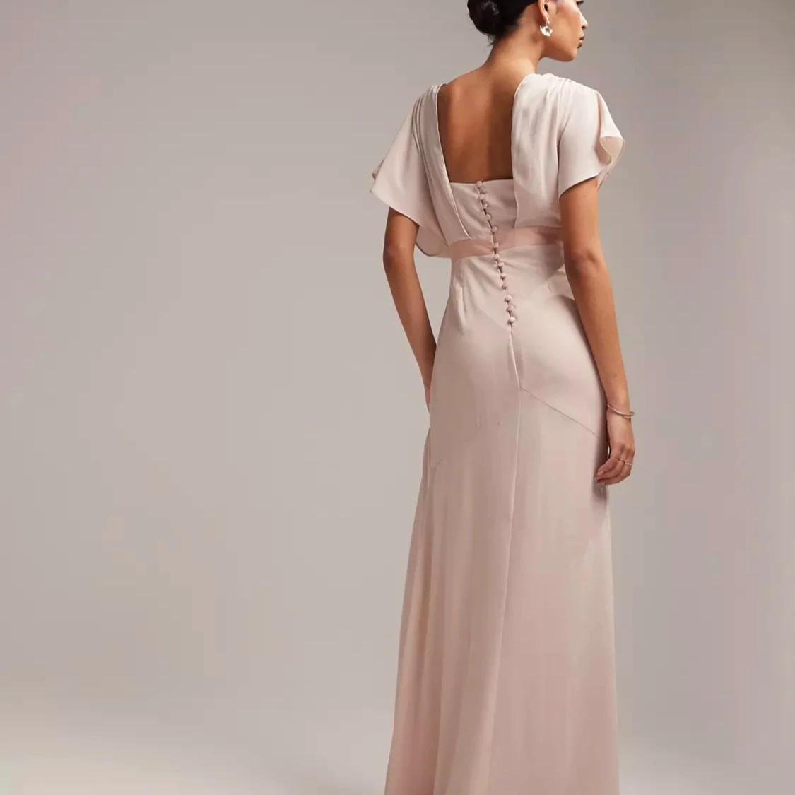 Lång ljusrosa klänning - 91