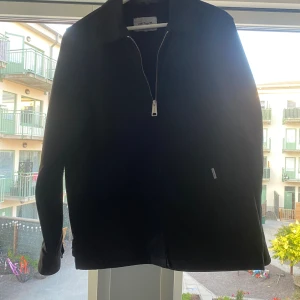 Work jacket från carhartt - Work jacket från carhartt   Perfekt till sommarkvällar 