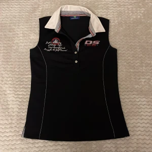 Vintage Daily Sports sleeveless top  - Storlek S (den är lite större än S enligt mig)