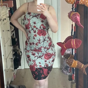 Klänning från H&M! - Aldrig använd!