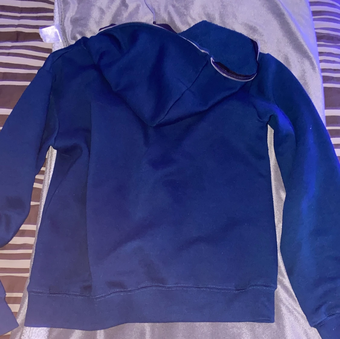 Aim for the moon hoodie - 91