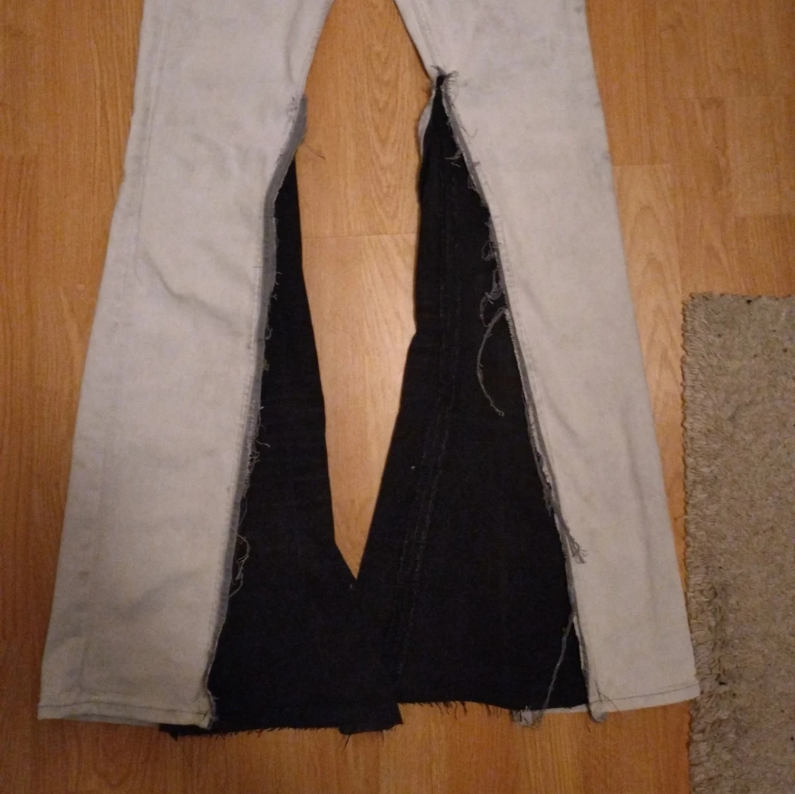 Custom made extreme flare emo jeans - 90