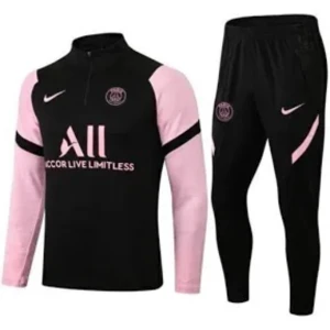 Psg tracksuit - Säljer nu den här knappt använda tracksuiten. Den är super skön att ha på sig och det är 10/10 kvalite. Storleken är S/M. Hör av dig om du vill ha fler bilder👍