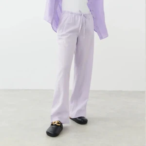 Linnebyxor - Ljuslila linnebyxor, använd en gång 