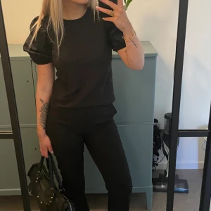 Topp - Så fin topp ifrån hm, aldrig använd endast testad🩷 Storlek S