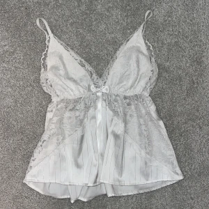 Spets natt linne - Storlek xs