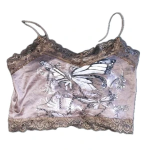 Linne med coolt tryck - Bra skick 