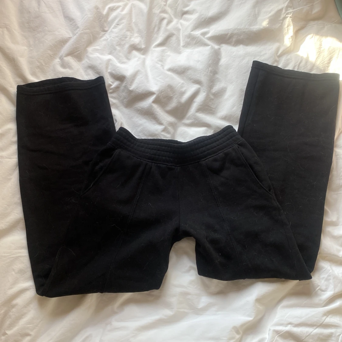 Lågmidjade mjukisbyxor