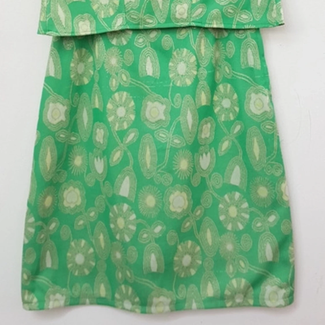 Set - mönstrad topp och kjol - 90