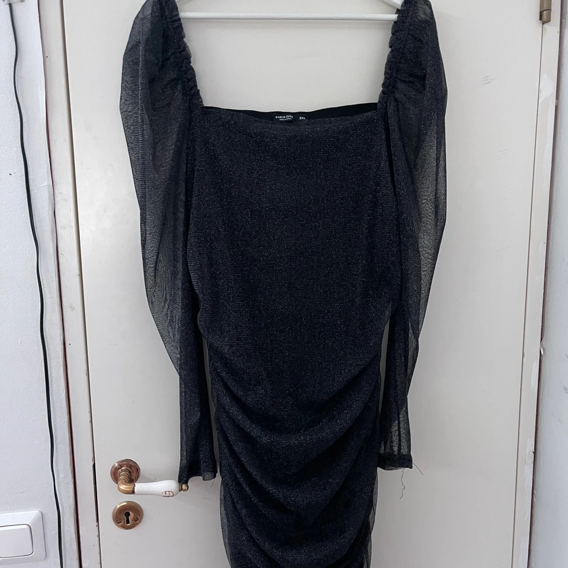 Svart klänning  - 91